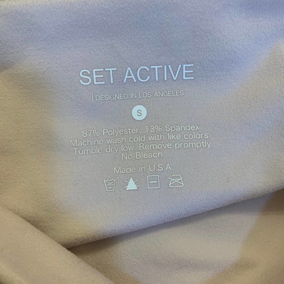 Set Active LUXFORM High Rise Leggings in 'Tulip’ Pink - Picture 9 of 10